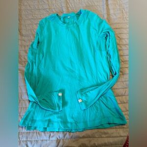 Lululemon long sleeve shirt size 12